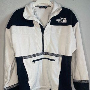 **SAME DAY SHIPPING** The North Face, Retro Design, Half-zip Hoodie